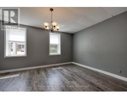 192-194 KING STREET W - 36