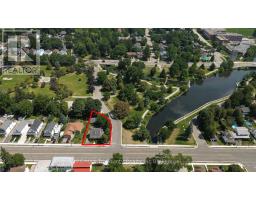 255 COLBORNE STREET N - 3