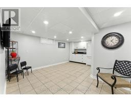 1043 CANFIELD CRESCENT - 29