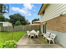 1043 CANFIELD CRESCENT - 42