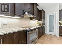 6 COLIN AVENUE - 16