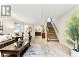 6 COLIN AVENUE - 33