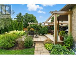 6 COLIN AVENUE - 42
