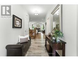 6 COLIN AVENUE - 8