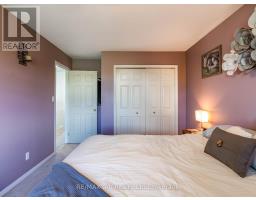112 ATHLONE CRESCENT - 11