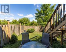112 ATHLONE CRESCENT - 2