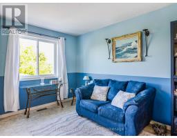 112 ATHLONE CRESCENT - 9