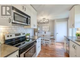 206 CHARLES STREET E - 19