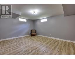 206 CHARLES STREET E - 32
