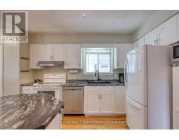 29 LAUREL CRESCENT - 13