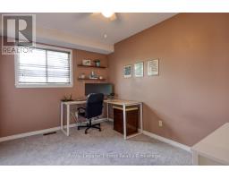 29 LAUREL CRESCENT - 14