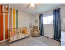 29 LAUREL CRESCENT - 15