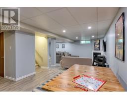 29 LAUREL CRESCENT - 25