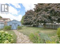 29 LAUREL CRESCENT - 34