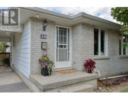 29 LAUREL CRESCENT - 4