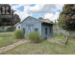 29 LAUREL CRESCENT - 40