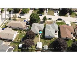 29 LAUREL CRESCENT - 43