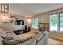 29 LAUREL CRESCENT - 6