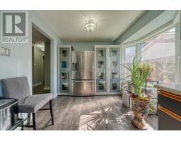 5 MOHICAN DRIVE - 20