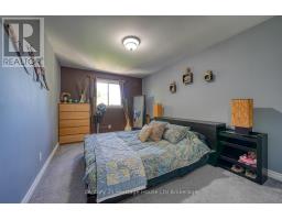 5 MOHICAN DRIVE - 21
