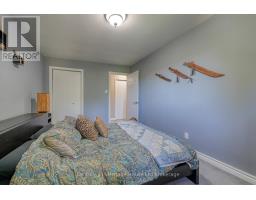 5 MOHICAN DRIVE - 22