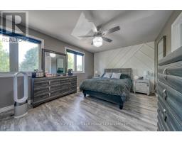 5 MOHICAN DRIVE - 27