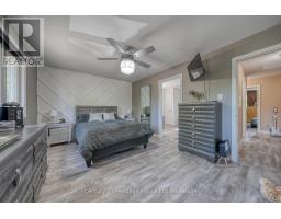 5 MOHICAN DRIVE - 28