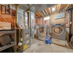 5 MOHICAN DRIVE - 36