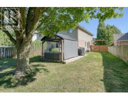 5 MOHICAN DRIVE - 41