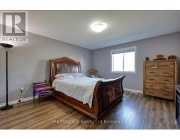 8 MINLER STREET - 15