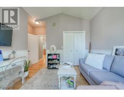 504 CRESTWOOD COURT - 27