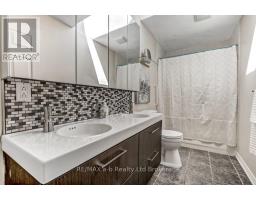 1035 DEVONSHIRE AVENUE - 11