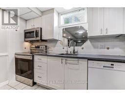1035 DEVONSHIRE AVENUE - 22