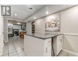 1035 DEVONSHIRE AVENUE - 23