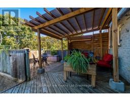 1035 DEVONSHIRE AVENUE - 34