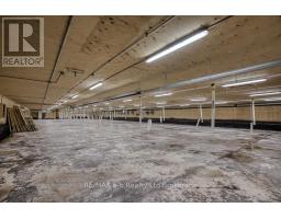 936549 BLENHEIM ROAD - 11