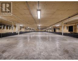 936549 BLENHEIM ROAD - 17