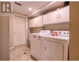 936549 BLENHEIM ROAD - 31