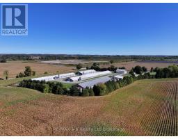 936549 BLENHEIM ROAD - 34