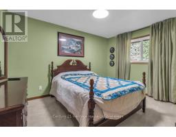 12 CAMDON COURT - 9