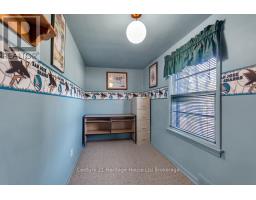 10 PARKSIDE DRIVE - 18