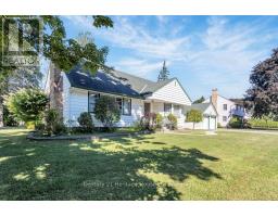 10 PARKSIDE DRIVE - 28