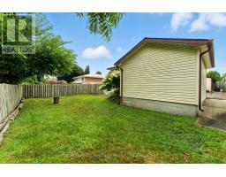 1043 CANFIELD CRESCENT - 46