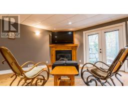 9862 LAKESHORE DRIVE - 25