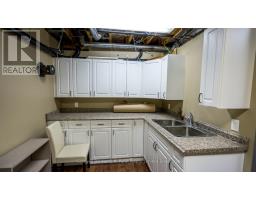 9862 LAKESHORE DRIVE - 40