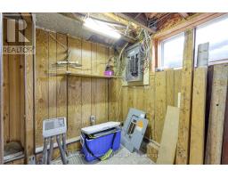 584510 BEACHVILLE ROAD - 31