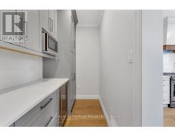 12 OLIVER CRESCENT - 10