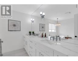 12 OLIVER CRESCENT - 23