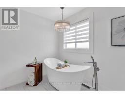 12 OLIVER CRESCENT - 24