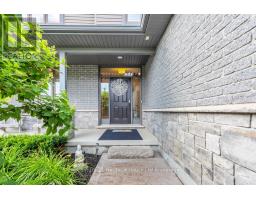 12 OLIVER CRESCENT - 3